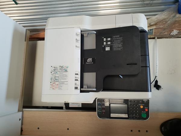 1#4250 Fotocopiatrice Kyocera e arredi ufficio in vendita - foto 11