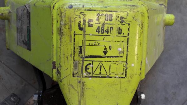 2#4250 Martello perforatore Hitachi e generatore di corrente Gemco in vendita - foto 3