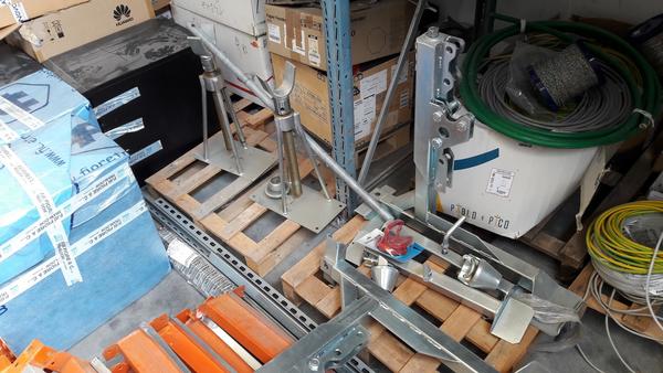 2#4250 Martello perforatore Hitachi e generatore di corrente Gemco in vendita - foto 32