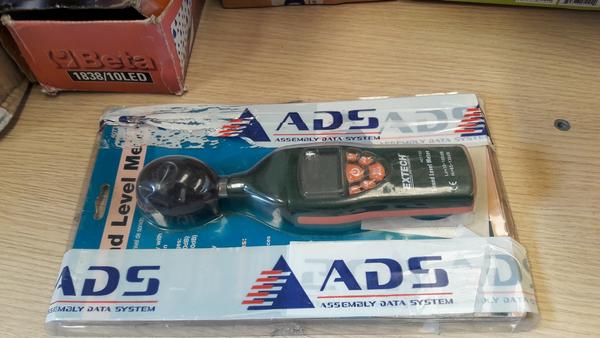 2#4250 Martello perforatore Hitachi e generatore di corrente Gemco in vendita - foto 35