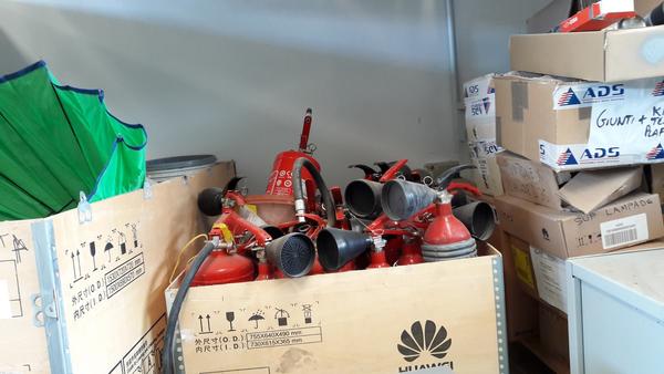 2#4250 Martello perforatore Hitachi e generatore di corrente Gemco in vendita - foto 37