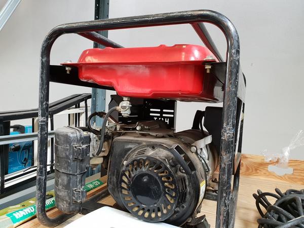2#4250 Martello perforatore Hitachi e generatore di corrente Gemco in vendita - foto 57