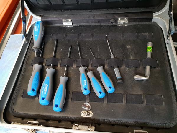 2#4250 Martello perforatore Hitachi e generatore di corrente Gemco in vendita - foto 74