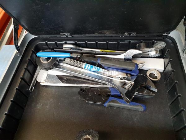 2#4250 Martello perforatore Hitachi e generatore di corrente Gemco in vendita - foto 75