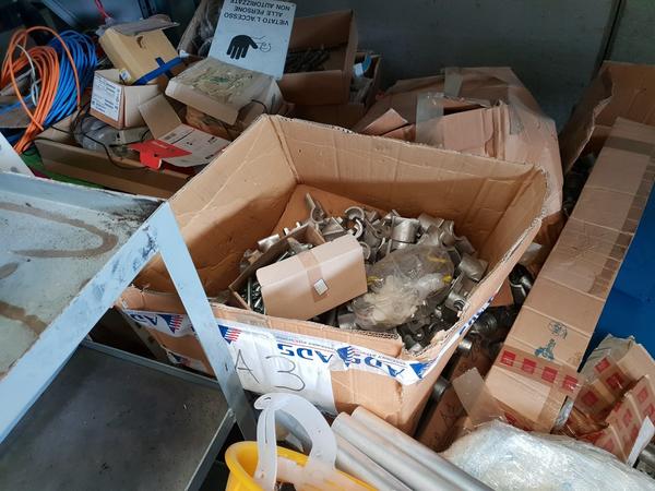 2#4250 Martello perforatore Hitachi e generatore di corrente Gemco in vendita - foto 102