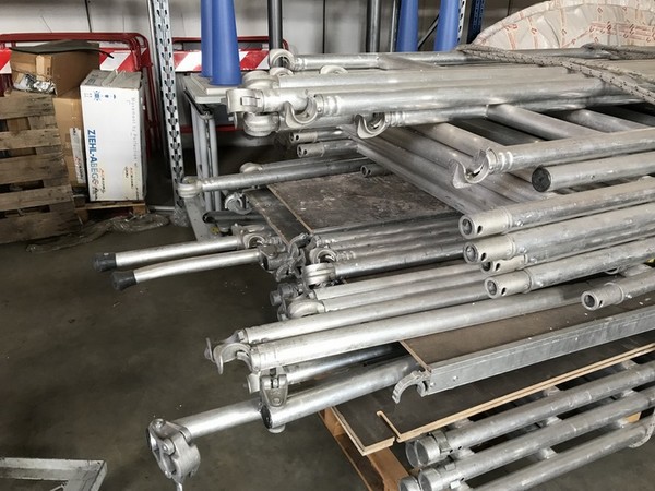 1#4251 Scaffalatura e attrezzatura elettronica per telecomunicazioni in vendita - foto 52