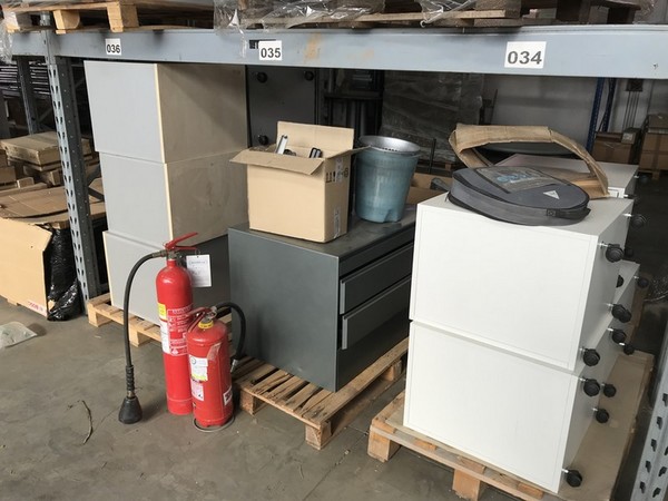 1#4251 Scaffalatura e attrezzatura elettronica per telecomunicazioni in vendita - foto 64