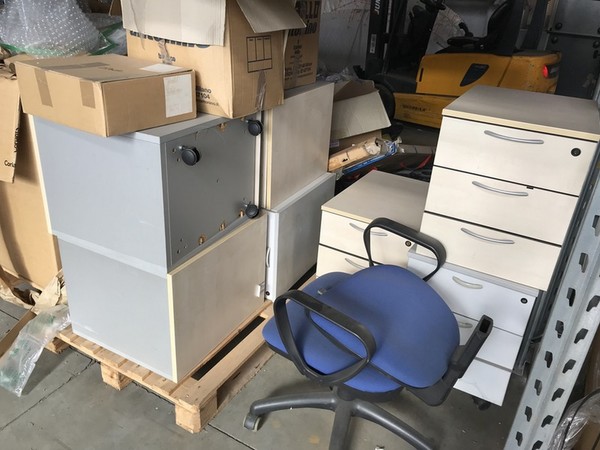 1#4251 Scaffalatura e attrezzatura elettronica per telecomunicazioni in vendita - foto 65