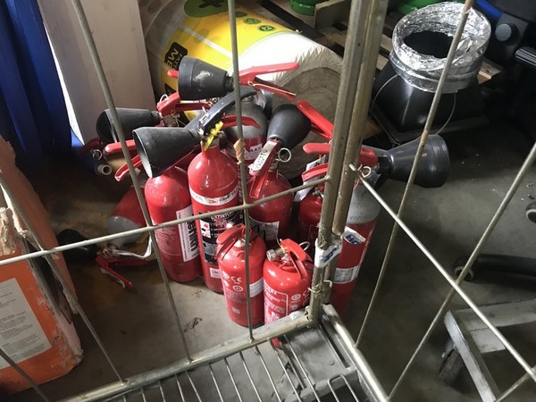 1#4251 Scaffalatura e attrezzatura elettronica per telecomunicazioni in vendita - foto 76