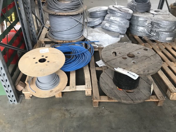 1#4251 Scaffalatura e attrezzatura elettronica per telecomunicazioni in vendita - foto 159