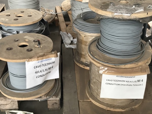 1#4251 Scaffalatura e attrezzatura elettronica per telecomunicazioni in vendita - foto 162
