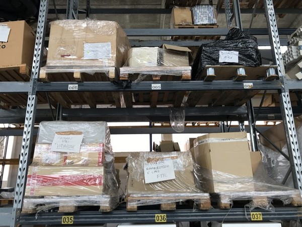 1#4251 Scaffalatura e attrezzatura elettronica per telecomunicazioni in vendita - foto 202