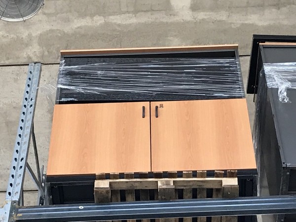 1#4251 Scaffalatura e attrezzatura elettronica per telecomunicazioni in vendita - foto 250