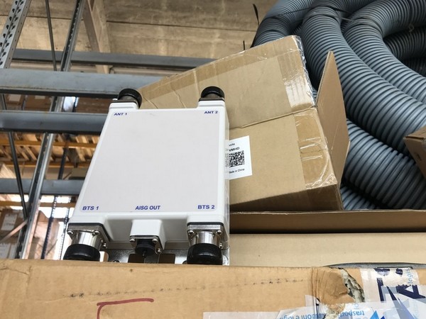 1#4251 Scaffalatura e attrezzatura elettronica per telecomunicazioni in vendita - foto 274