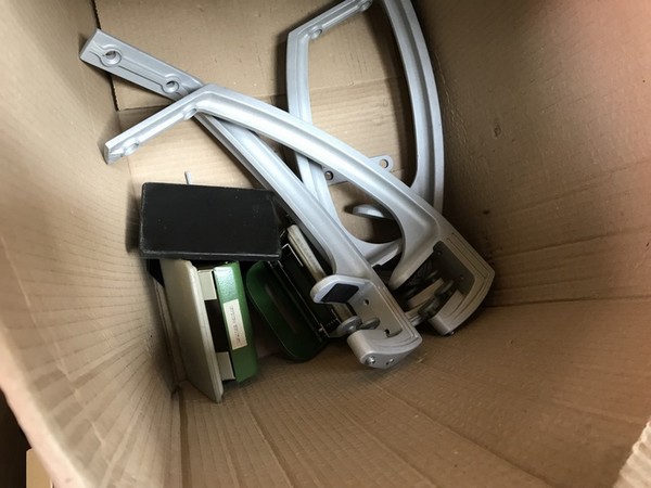 1#4251 Scaffalatura e attrezzatura elettronica per telecomunicazioni in vendita - foto 296