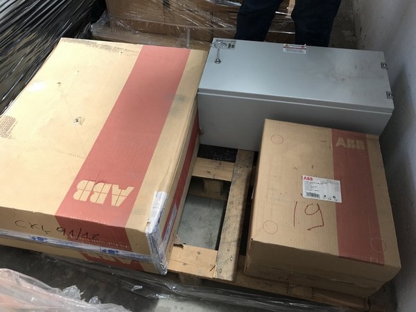 1#4251 Scaffalatura e attrezzatura elettronica per telecomunicazioni in vendita - foto 330