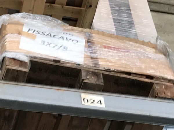 1#4251 Scaffalatura e attrezzatura elettronica per telecomunicazioni in vendita - foto 355