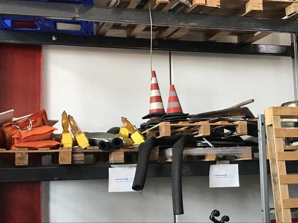 1#4251 Scaffalatura e attrezzatura elettronica per telecomunicazioni in vendita - foto 392