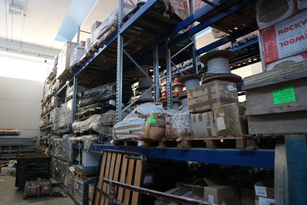 8#42590 Magazzino di prodotti finiti di ferramenta e materiale elettrico in vendita - foto 4