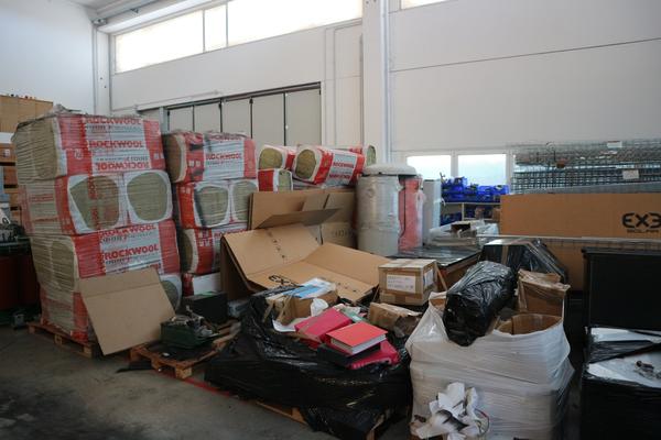 8#42590 Magazzino di prodotti finiti di ferramenta e materiale elettrico in vendita - foto 12