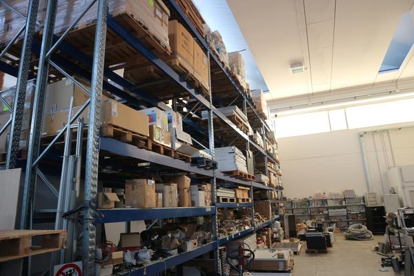 8#42590 Magazzino di prodotti finiti di ferramenta e materiale elettrico in vendita - foto 26