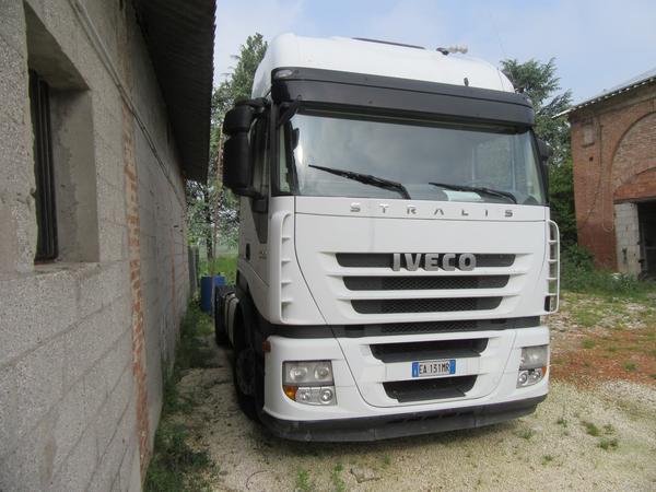 1#4263 Trattore stradale Iveco Magirus in vendita - foto 5