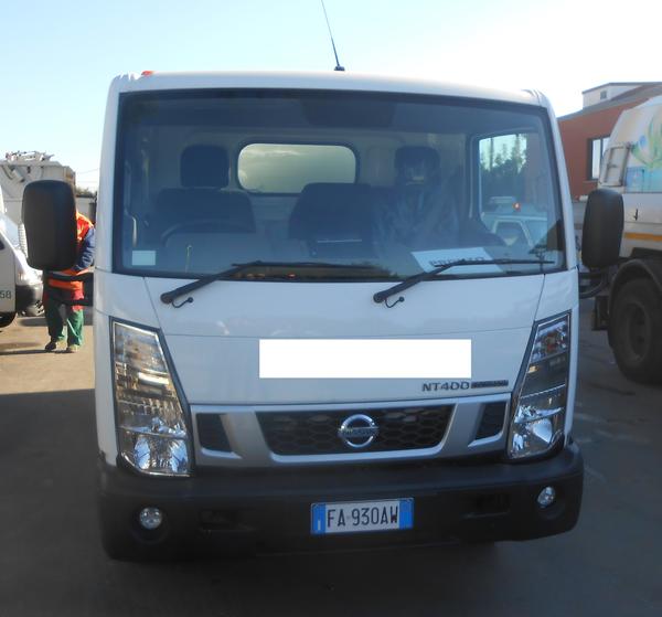 2#4265 Nissan NT 400 con attrezzatura Giolito Easy Side in vendita - foto 3