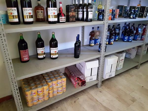 3#4266 Attrezzatura da bar e bottiglie di liquori in vendita - foto 39