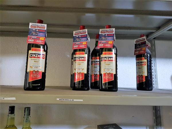 3#4266 Attrezzatura da bar e bottiglie di liquori in vendita - foto 42