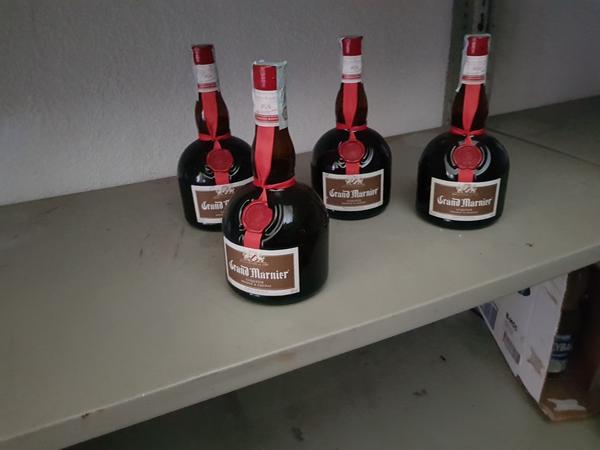 3#4266 Attrezzatura da bar e bottiglie di liquori in vendita - foto 46
