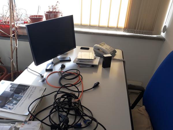 1#4279 Arredi e attrezzature da ufficio in vendita - foto 23