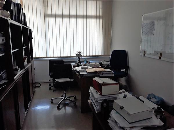 1#4279 Arredi e attrezzature da ufficio in vendita - foto 37