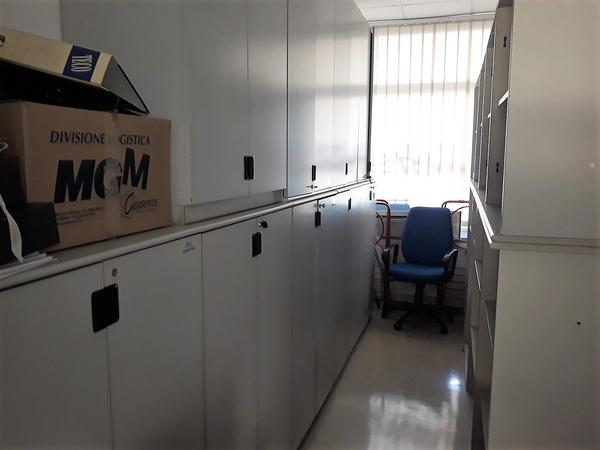1#4279 Arredi e attrezzature da ufficio in vendita - foto 39