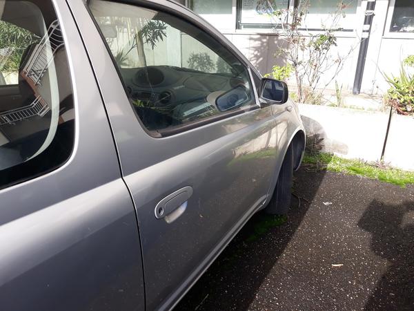 3#4279 Autovettura Toyota Yaris in vendita - foto 3