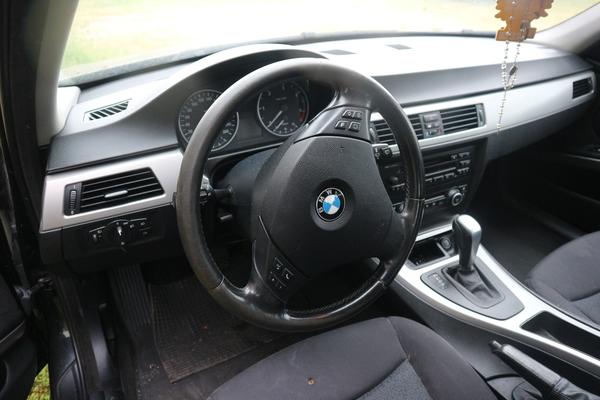 3#4286 Automobile BMW 320D in vendita - foto 14