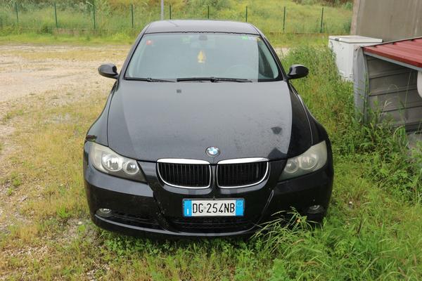 3#4286 Automobile BMW 320D in vendita - foto 17
