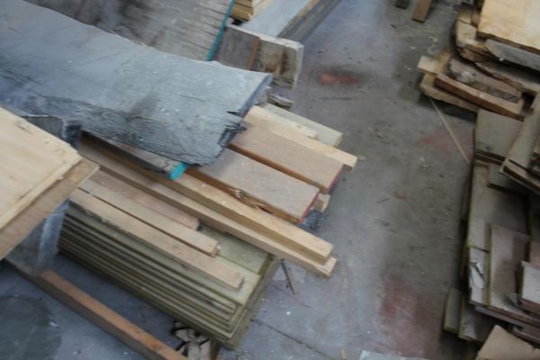 1#4288 Tavolame di legno e pannelli in truciolato in vendita - foto 10