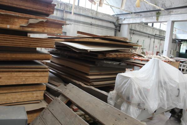 1#4288 Tavolame di legno e pannelli in truciolato in vendita - foto 20