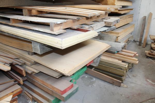 1#4288 Tavolame di legno e pannelli in truciolato in vendita - foto 24