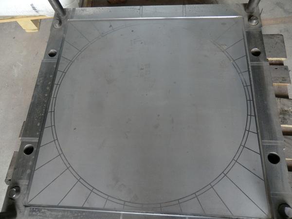 1#4306 Linea di stampi per la produzione di tavolini ribaltabili quadrati e rotondi in vendita - foto 8