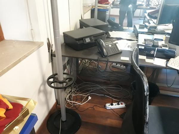 1#4308 Arredo ufficio ed attrezzature elettroniche in vendita - foto 6