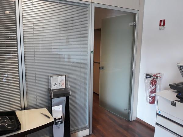 1#4308 Arredo ufficio ed attrezzature elettroniche in vendita - foto 51