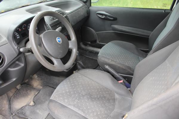 3#4313 Autocarro Fiat Punto in vendita - foto 8