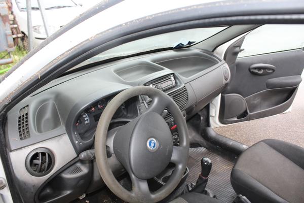 7#4313 Autovettura Fiat Punto in vendita - foto 11