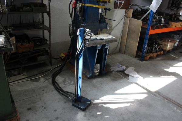 15#4318 Pressa idraulica Galfer e utensileria in vendita - foto 11