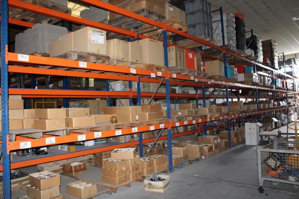 Logistica in vendita