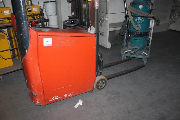 30#4318 Carrello a tre ruote Linde in vendita - foto 3