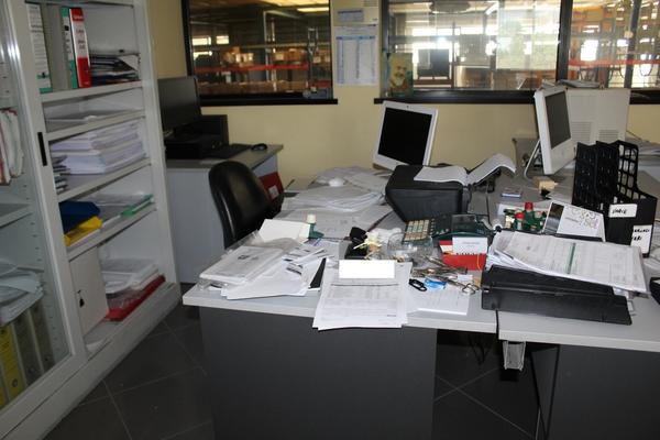45#4318 Attrezzatura e arredi da ufficio in vendita - foto 2