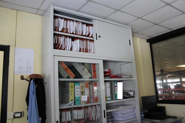 45#4318 Attrezzatura e arredi da ufficio in vendita - foto 4