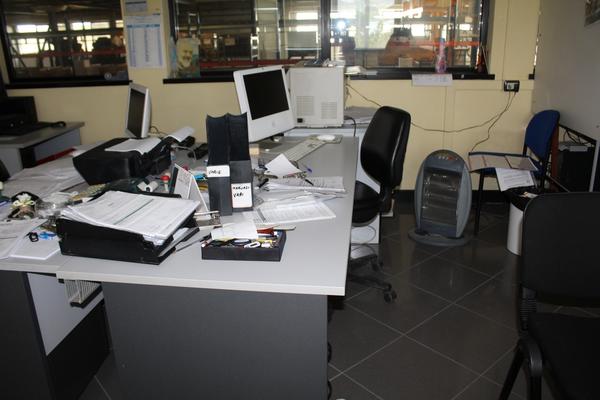 45#4318 Attrezzatura e arredi da ufficio in vendita - foto 5